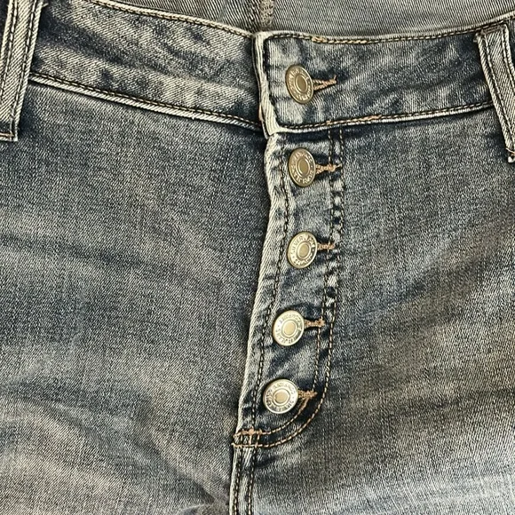 Silver Jeans Company -Women’s - Picture 2 of 5